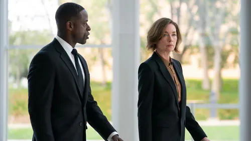 Paradise S01E02 – Sinatra Download Episode Poster