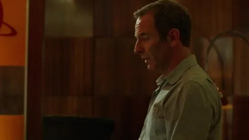 Strike Back S04E08 – Episode 8 Download Episode Poster