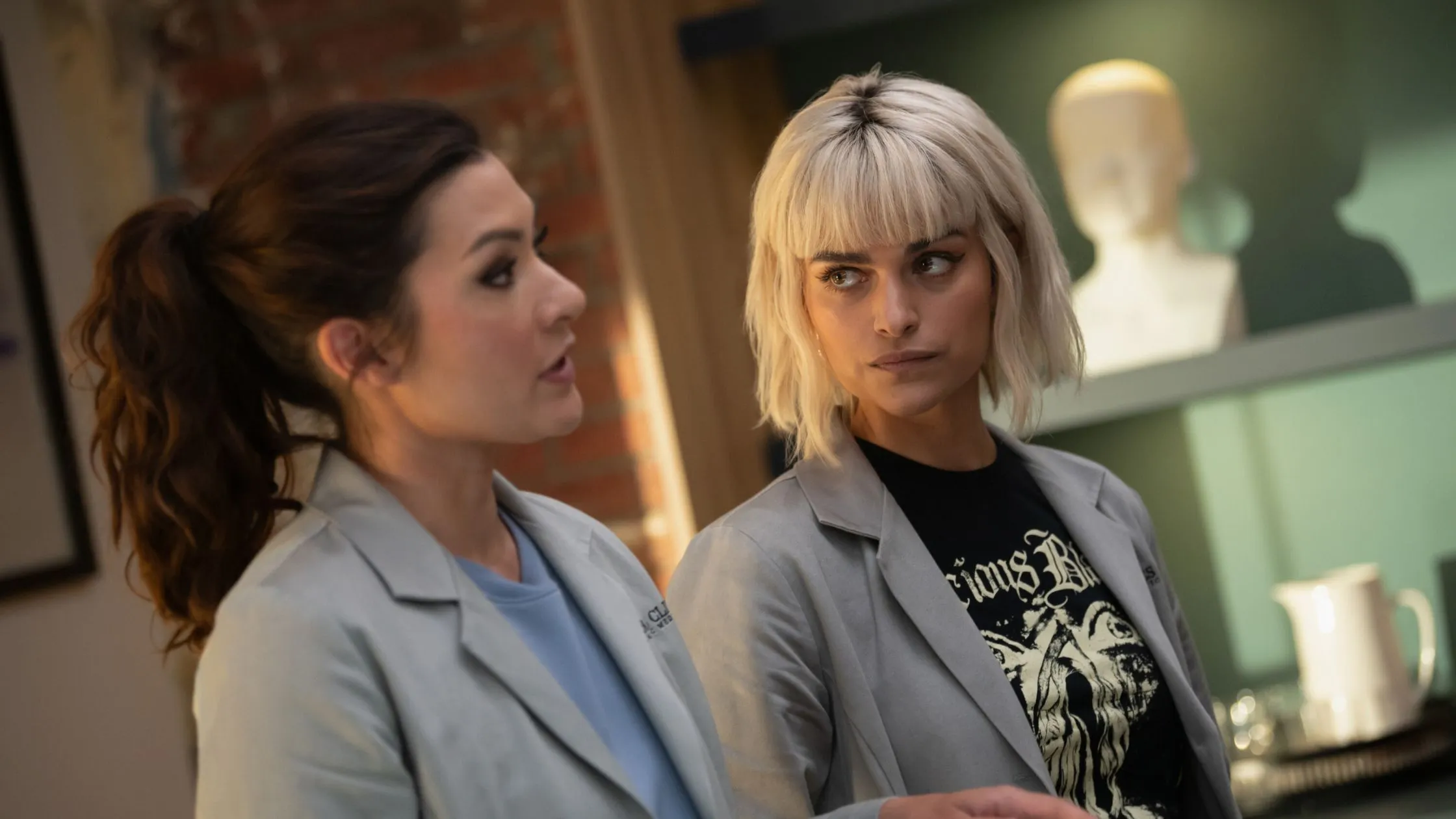 Watson S02E03 – Expletive Deleted Download Episode Poster