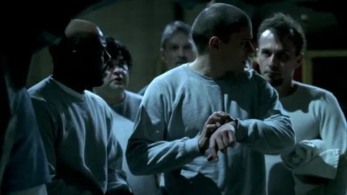 Prison Break S01E21 – Go Download Episode Poster