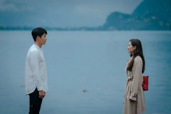 Crash Landing on You (2019)