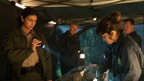 Sheriff Country S01E15 – The Lost Girls of Edgewater County Download Episode Poster