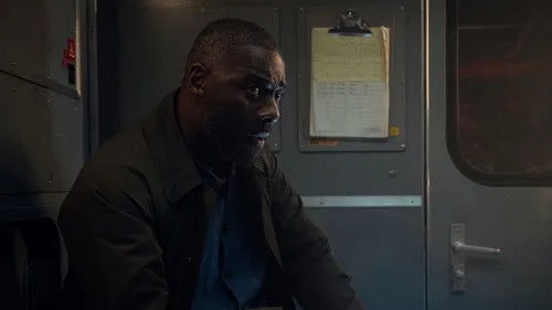 Hijack S02E07 – Contact Download Episode Poster