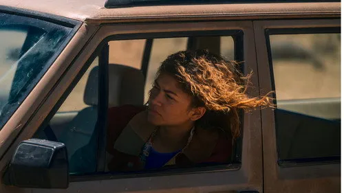 Euphoria S03E01 – Ándale Download Episode Poster